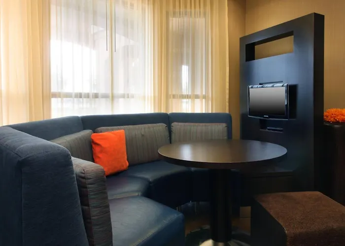 Courtyard By Marriott Salinas Monterey